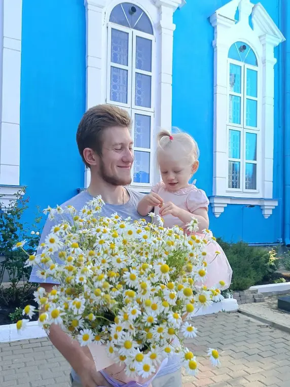 Опишите подробно фотографию