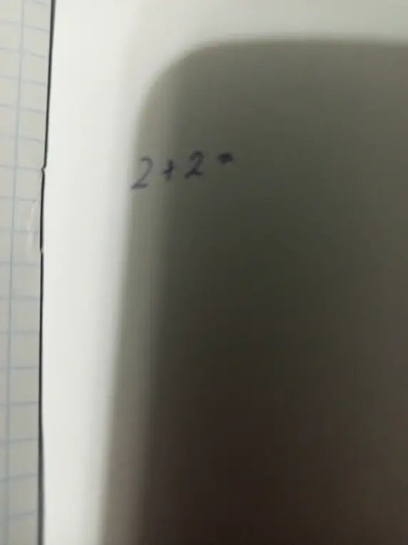 Помоги решить пример 2+2=