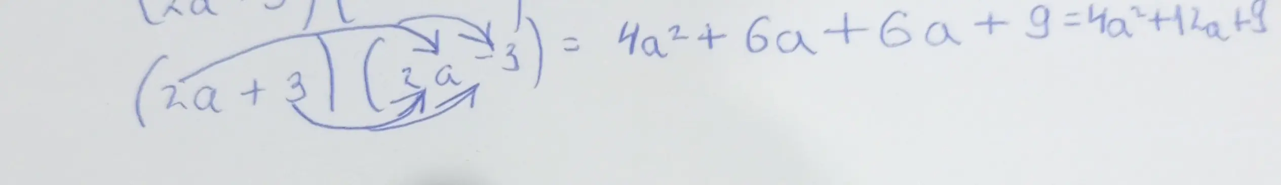 Ты спрашиваешь, правильно ли я решил выражение (2a + 3)(2a + 3) = 4a² + 6a+6a+9=4a²+12a+s
