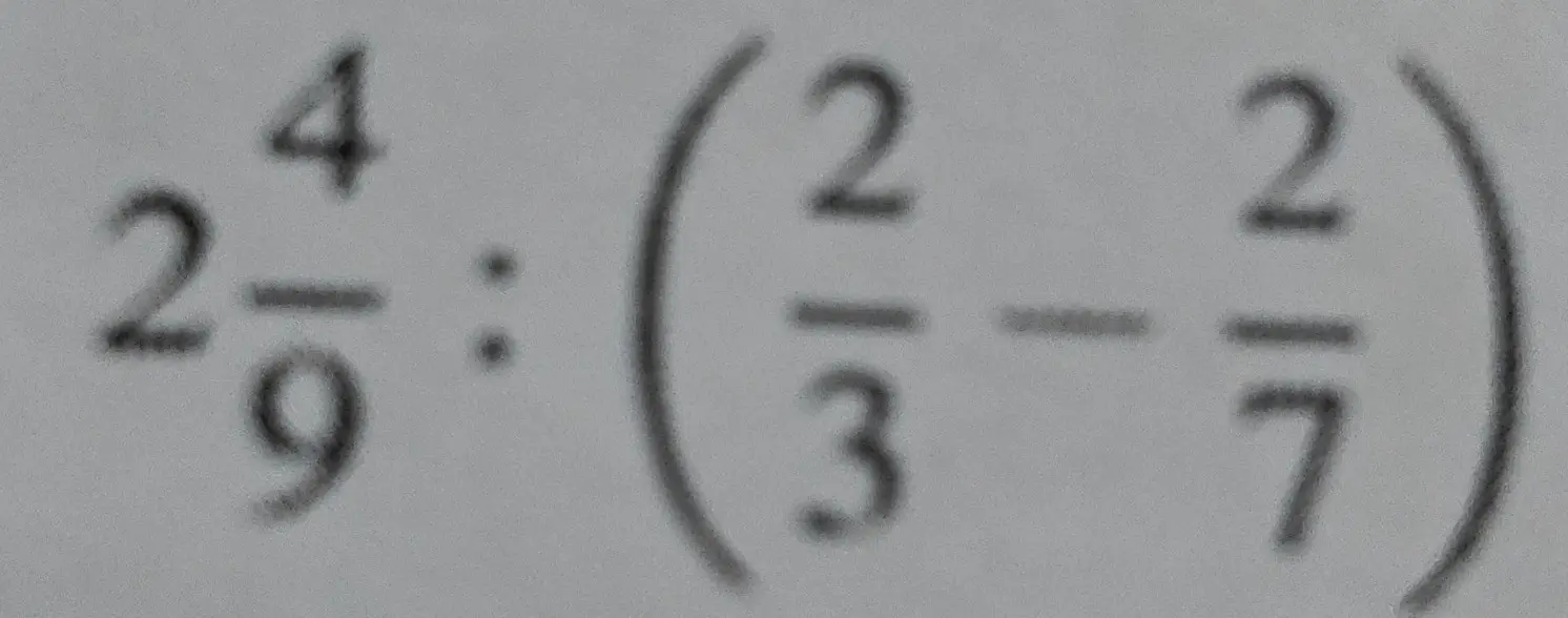 Реши пример $2\frac{4}{9}:(\frac{2}{3} - \frac{2}{7})$