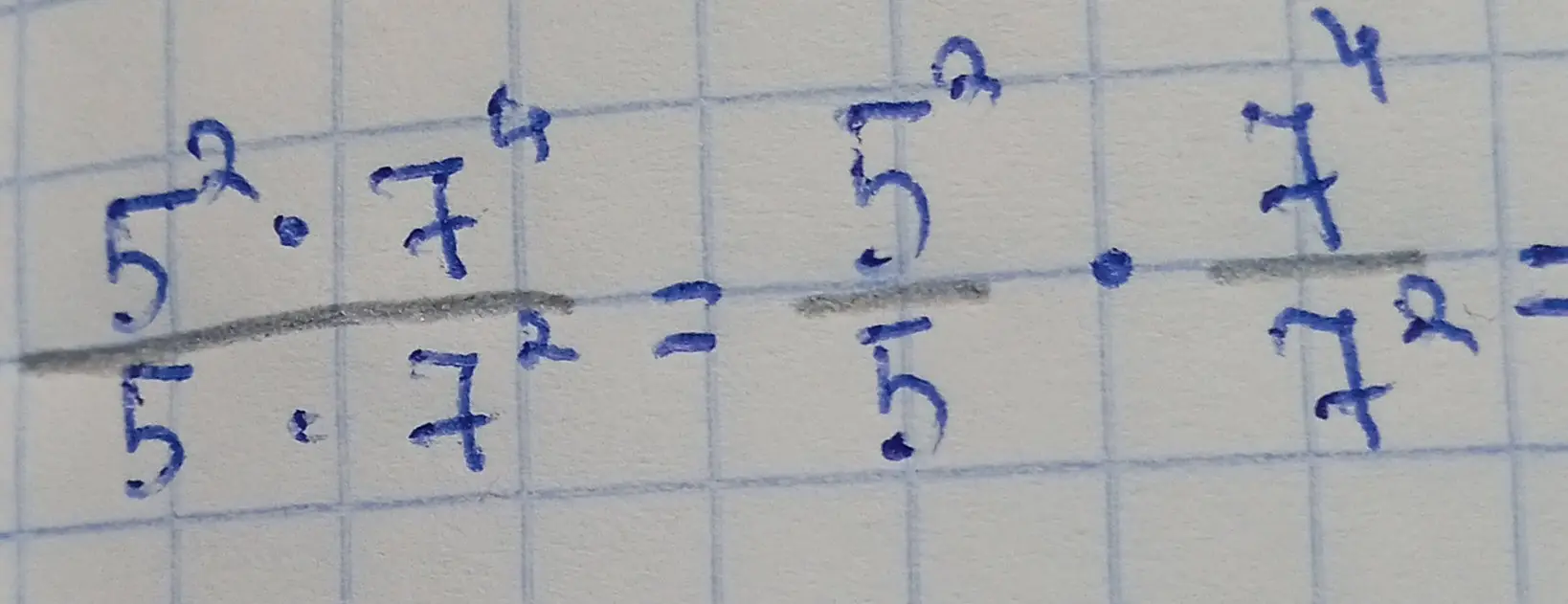 Реши пример: (5²*7⁴)/(5*7²) = (5³)/5 * (7⁴)/(7²)