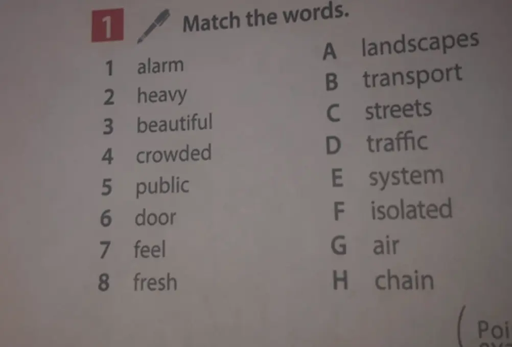 Сопоставь слова: alarm, heavy, beautiful, crowded, public, door, feel, fresh