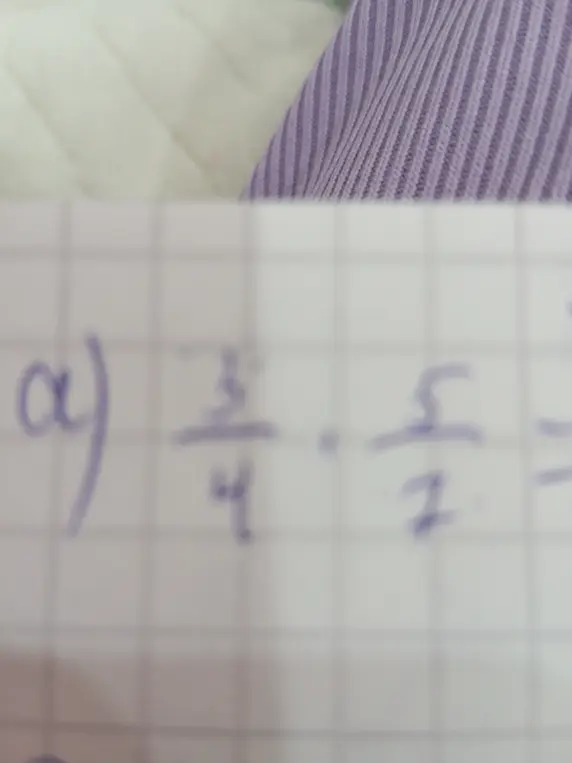 Помоги решить пример на умножение дробей: 3/4 * 5/7