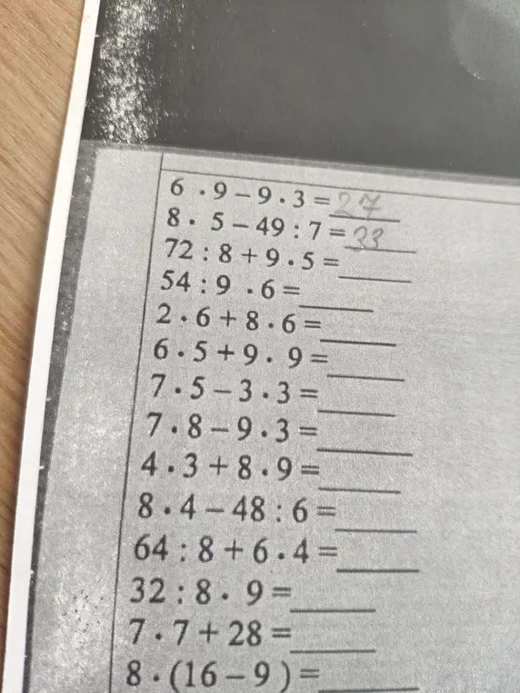 Вычисли примеры: 72 : 8 + 9.5 =