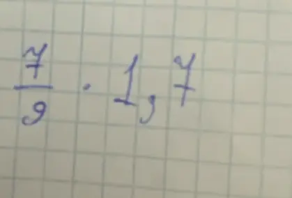 Вычисли, чему равно произведение дроби 7/9 и числа 1,7