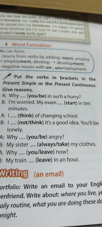 Помоги вставить глаголы в скобках в Present Simple или Present Continuous.