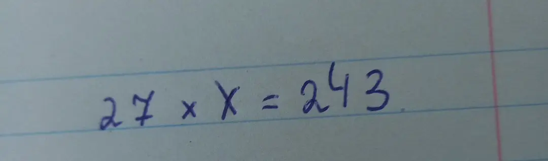 Помоги мне найти x в уравнении 27 * x = 243