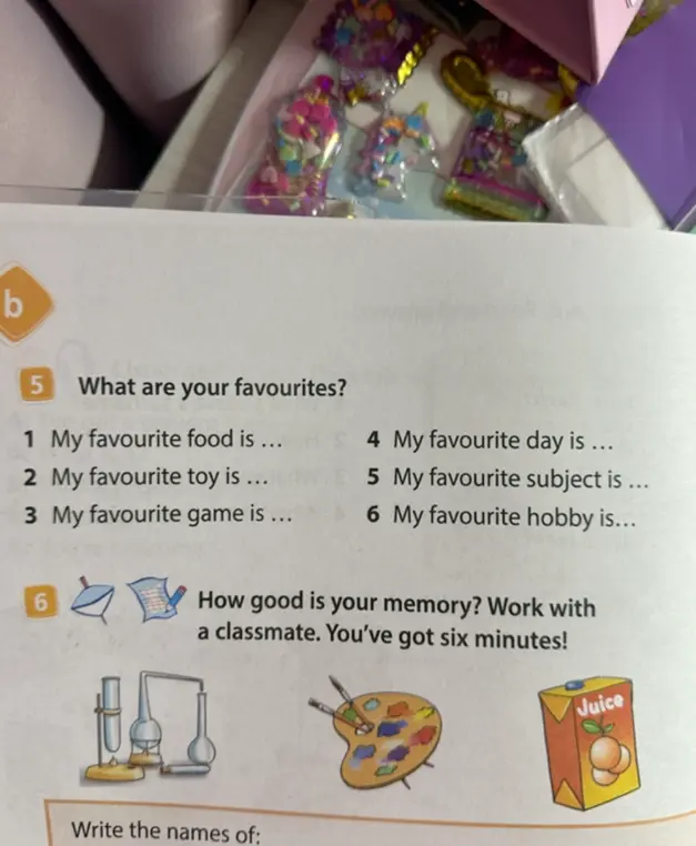 Предложи примеры ответов на вопрос "What are your favourites?"
