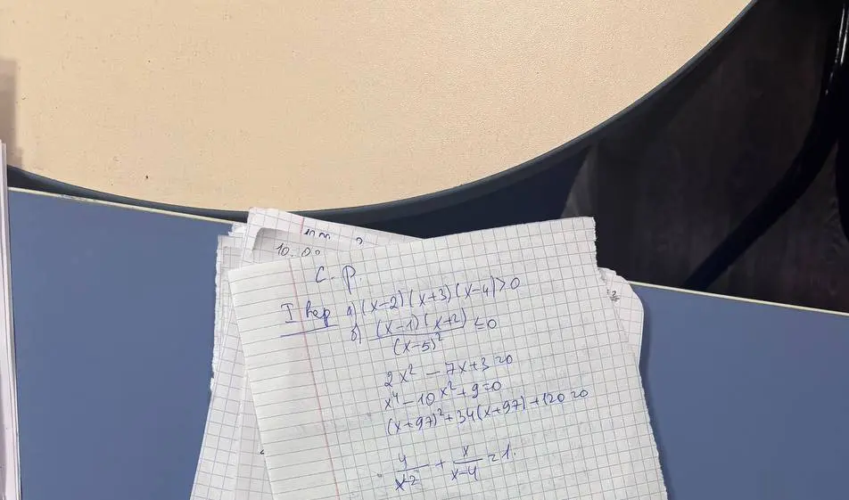 Найди корни уравнения (x-2)(x+3)(x-4)>0