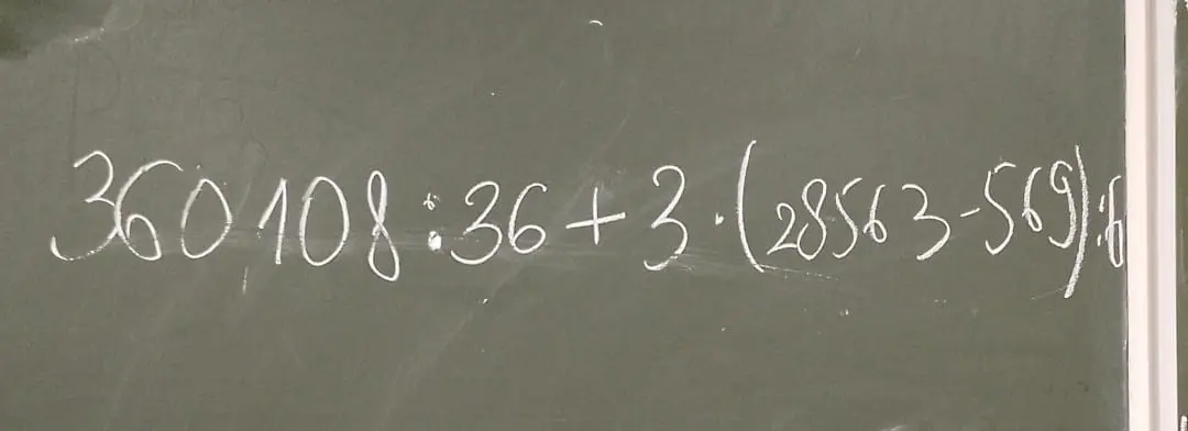 Вычисли значение выражения 360108 : 36 + 3 * (28563 - 569) : 6