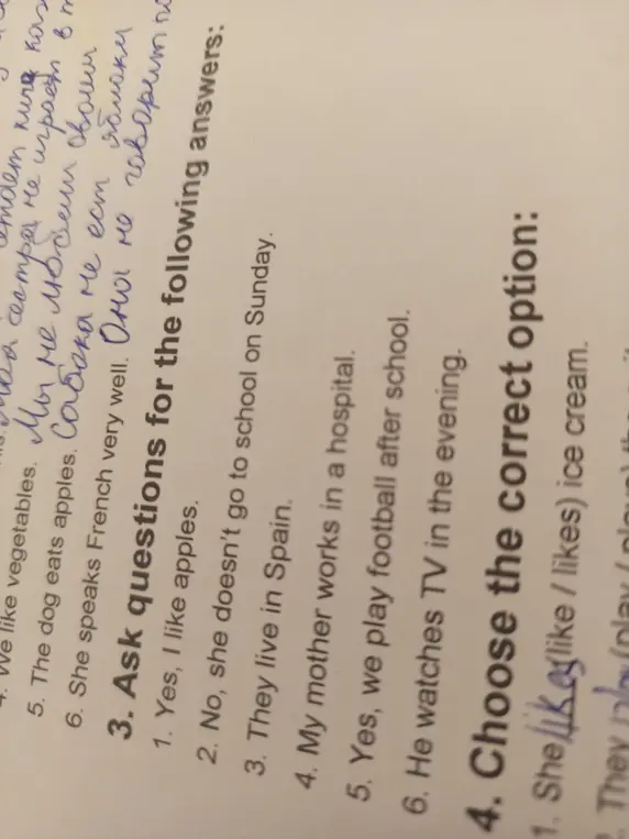 Составь вопросы к ответам: "Yes, I like apples." Выбери правильный вариант: "She like/likes ice cream."