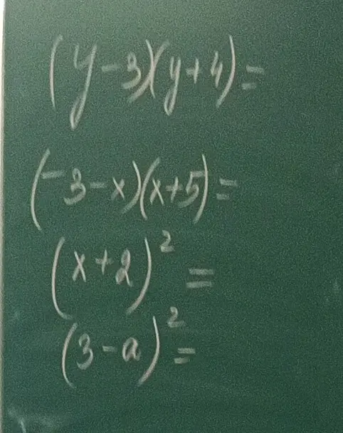 Реши примеры: (y-3)(y+4)=, (-3-x)(x+5)=, (x+2)² =, (3-a)=