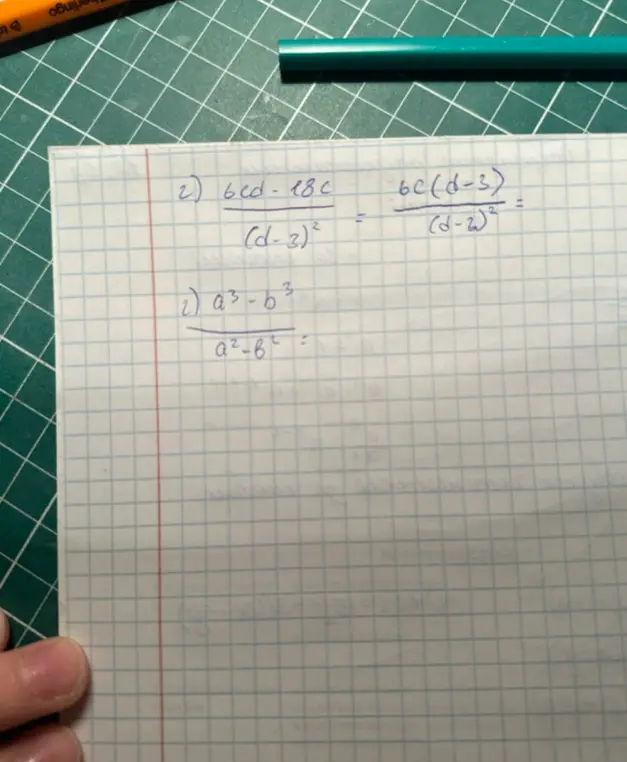Помоги решить пример 2) \frac{6cd-18c}{(d-3)^2} = и пример 2) \frac{a^3-b^3}{a^2-b^2} =