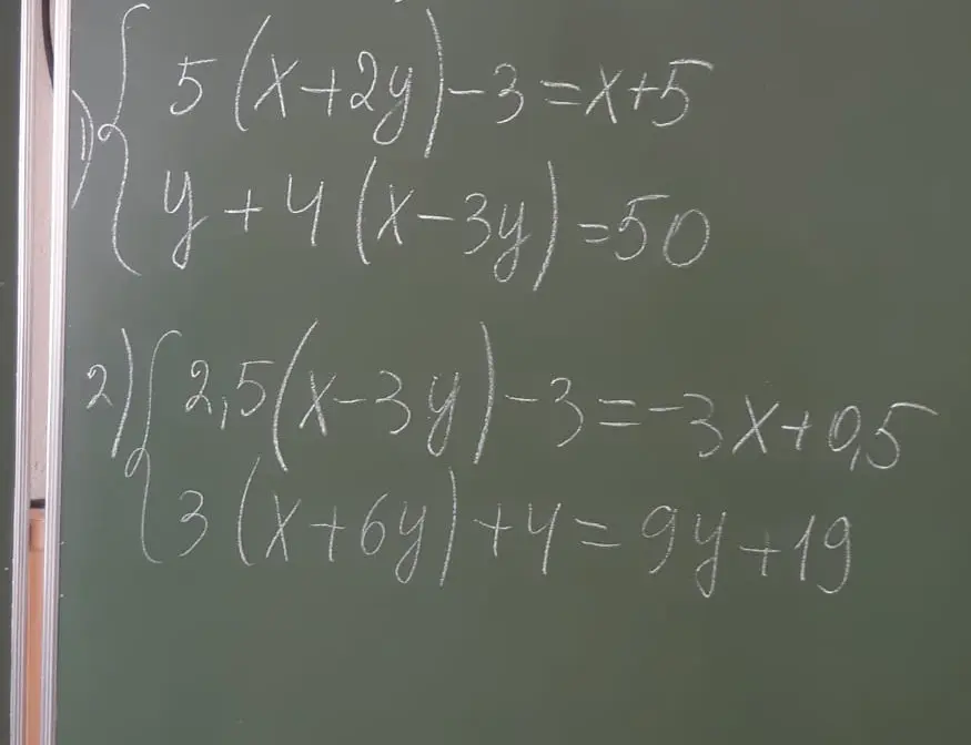 Реши системы уравнений: 1) 5(x+2y)-3=x+5, y+4(x-3y)=50; 2) 2,5(x-3y)-3=-3X+0,5, 3(x+6y)+4=9y+19