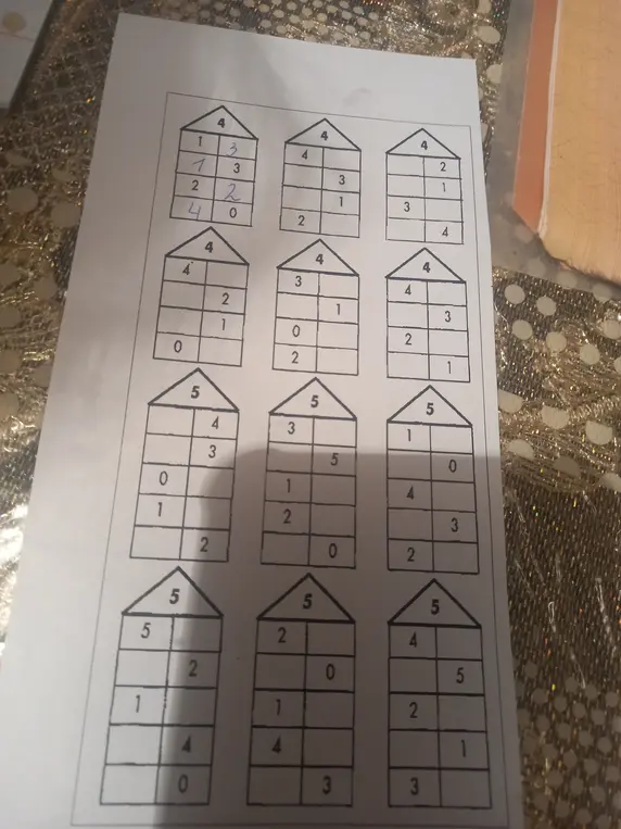 Заполни числа в домиках