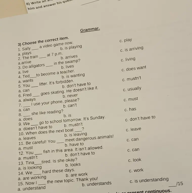 Выбери правильный вариант в задании по грамматике.