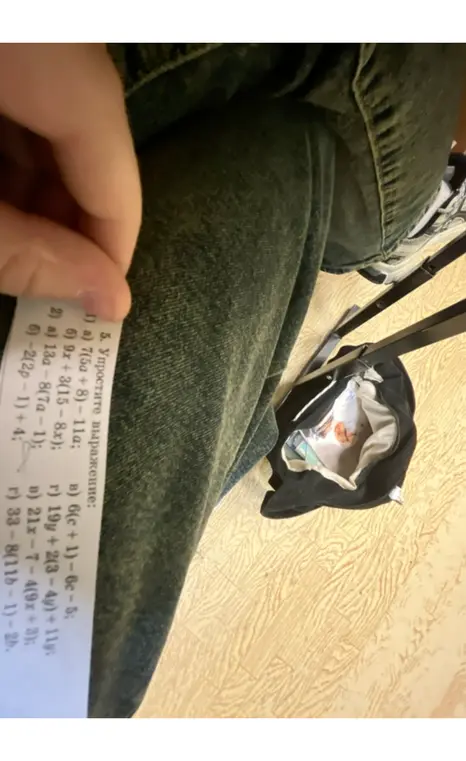Упрости выражение: 1) a) 7(5a+8)-11a