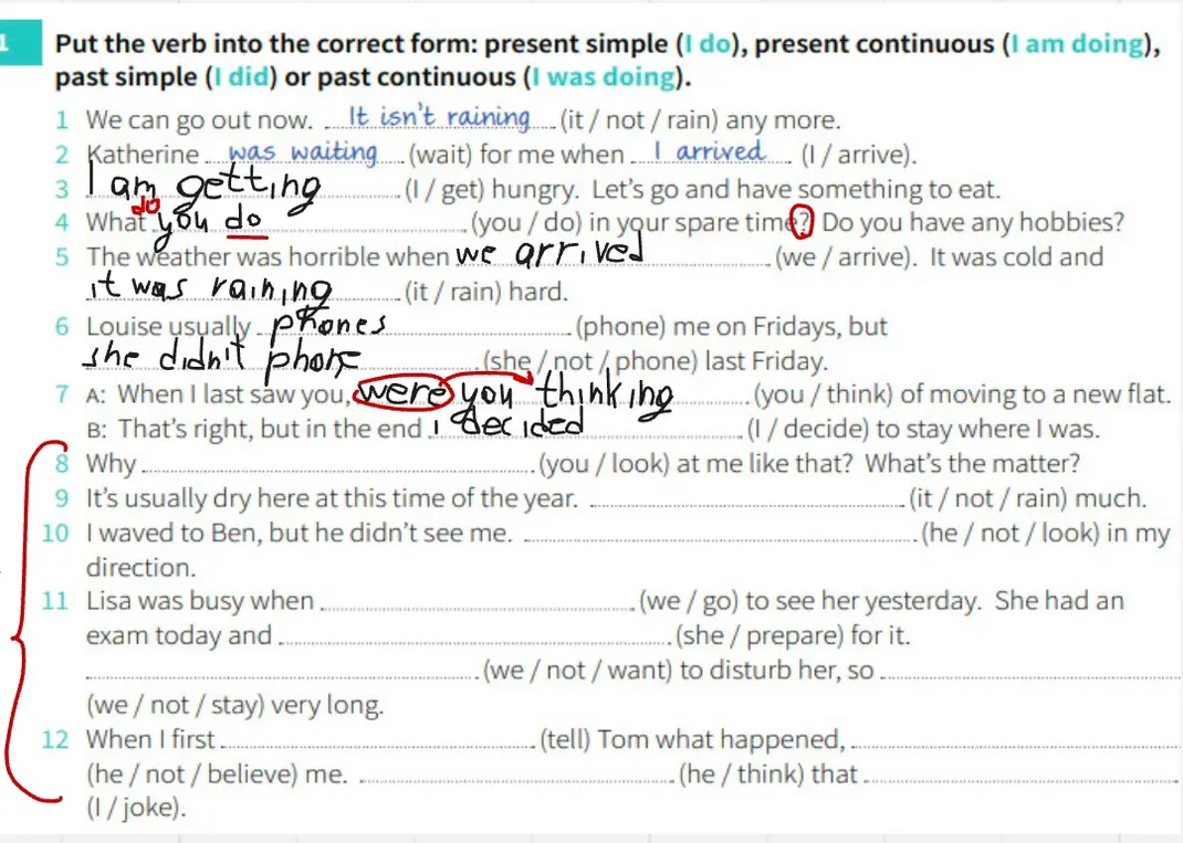 Вставь глагол в правильной форме: present simple (I do), present continuous (I am doing), past simple (I did) or past continuous (I was doing).