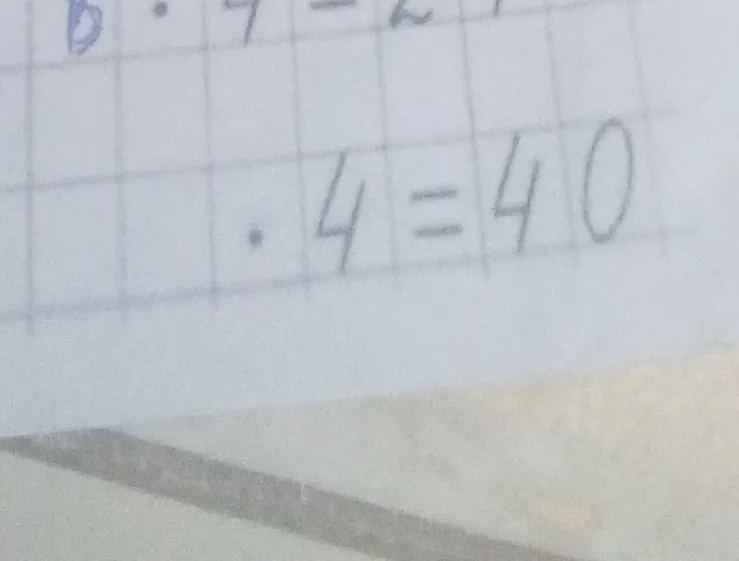 Найти неизвестное число в выражении $\text{ } \cdot 4 = 40$