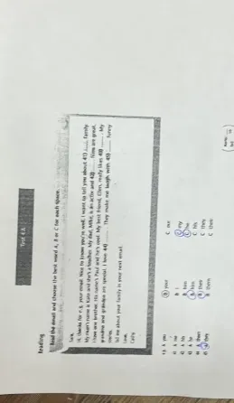 Прочитайте электронное письмо и выберите лучшее слово A, B или C для каждого пробела