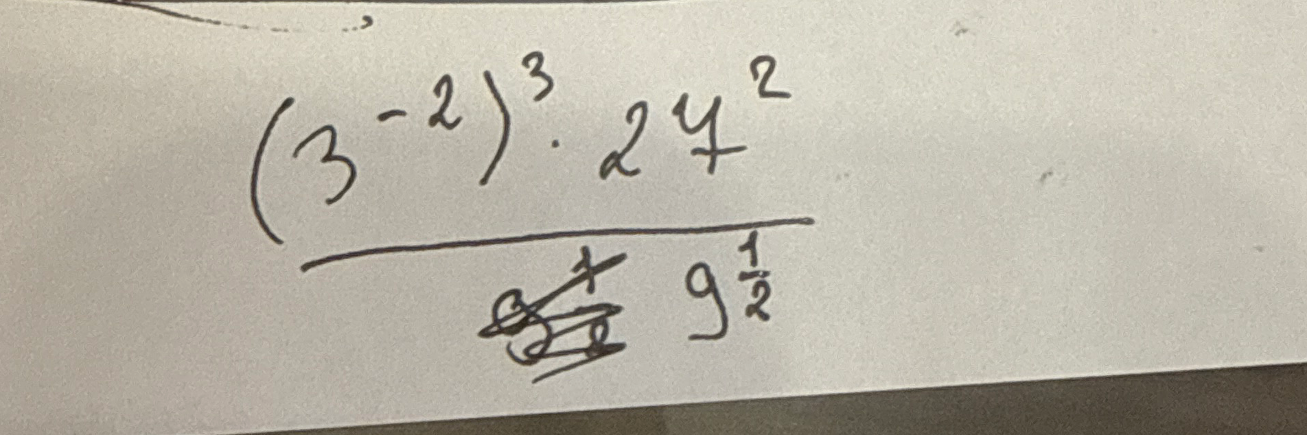 Вычислите значение выражения: ((3^-2)^3 * 27^2) / 9^(1/2)