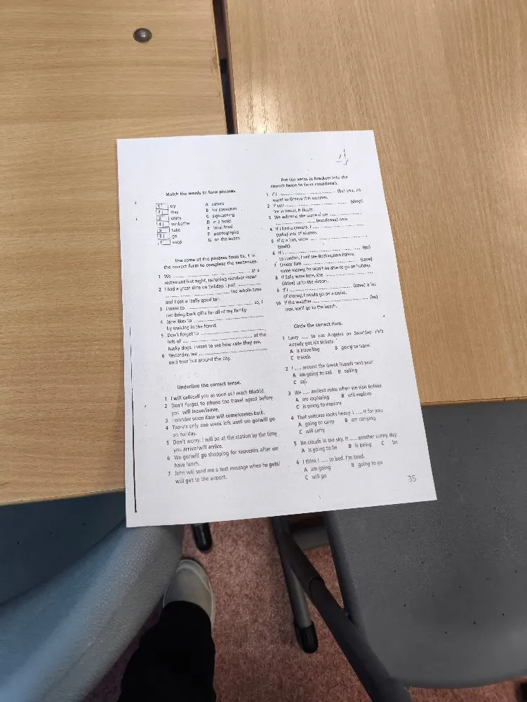 Match the words to form phrases. Use some of the phrases from Ex. 1 to complete the sentences. Underline the correct tense. Put the verbs in brackets into the correct tense. Circle the correct item.