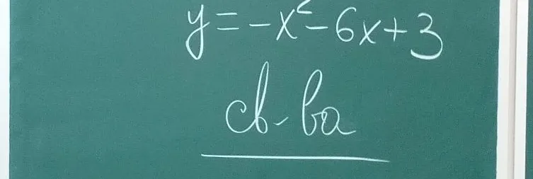 Исследуйте свойства функции y = -x² - 6x + 3