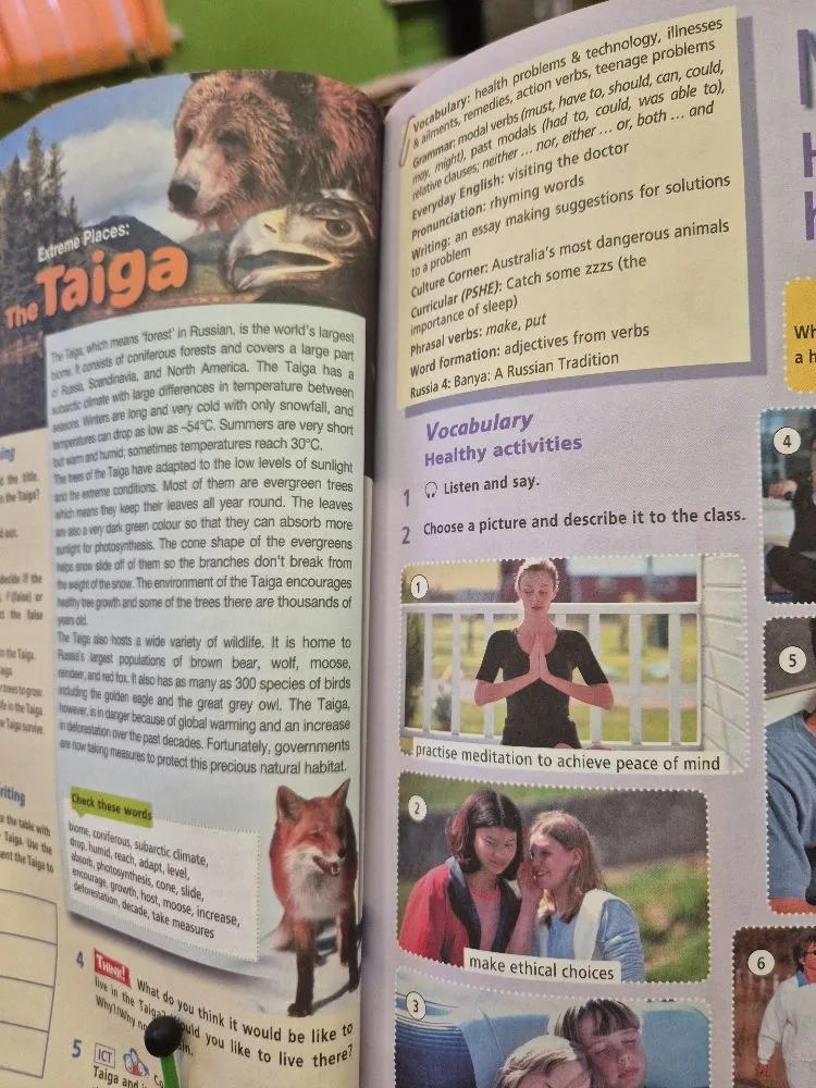 Перевести текст «Extreme Places: The Taiga» и подписи к картинкам с английского на русский язык.