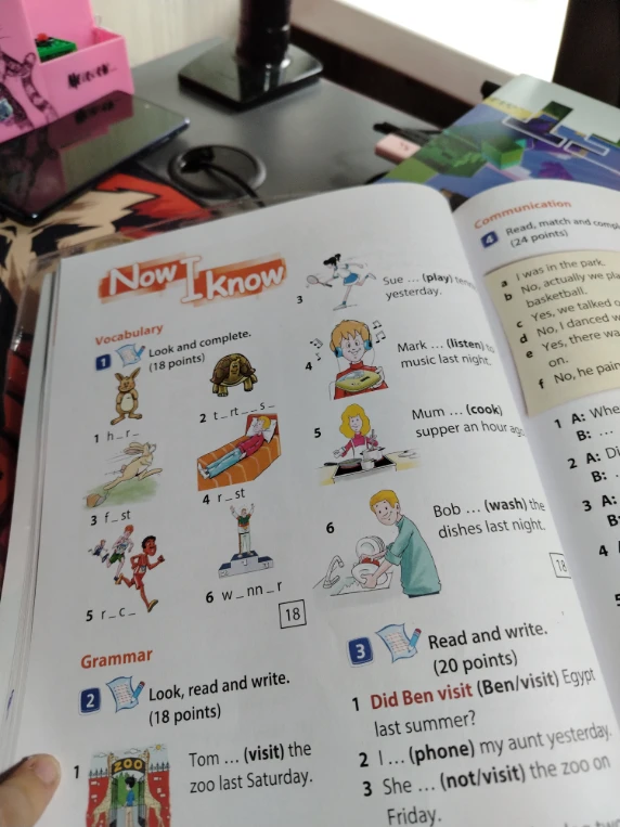 Vocabulary 1 Look and complete.