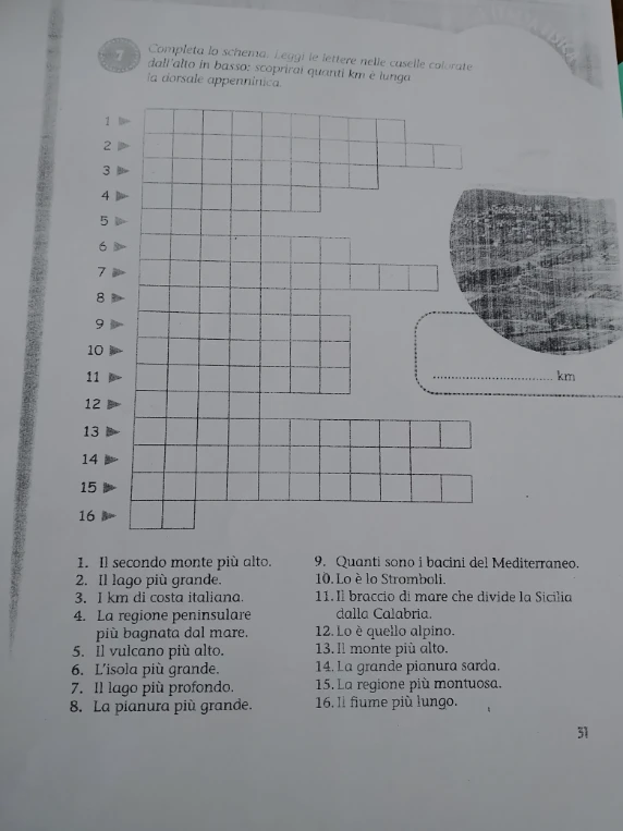Completa lo schema. Leggi le lettere nelle caselle colorate dall'alto in basso: scoprirai quanti km è lunga la dorsale appenninica.