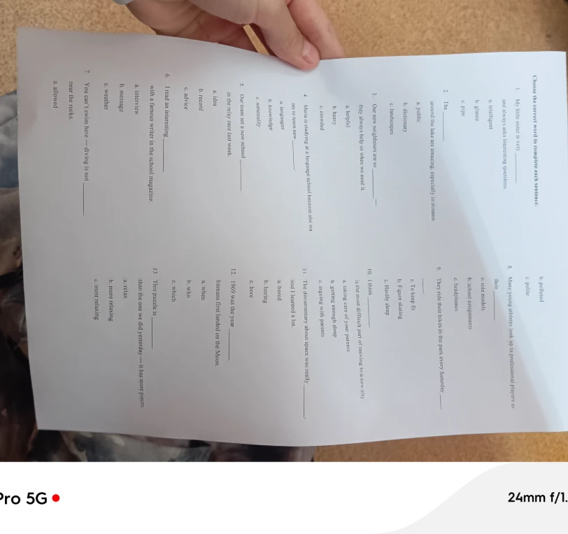 Choose the correct word to complete each sentence.