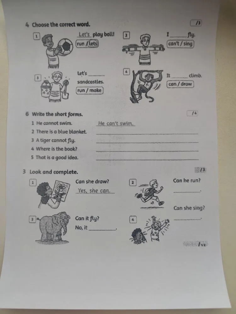 4 Choose the correct word.