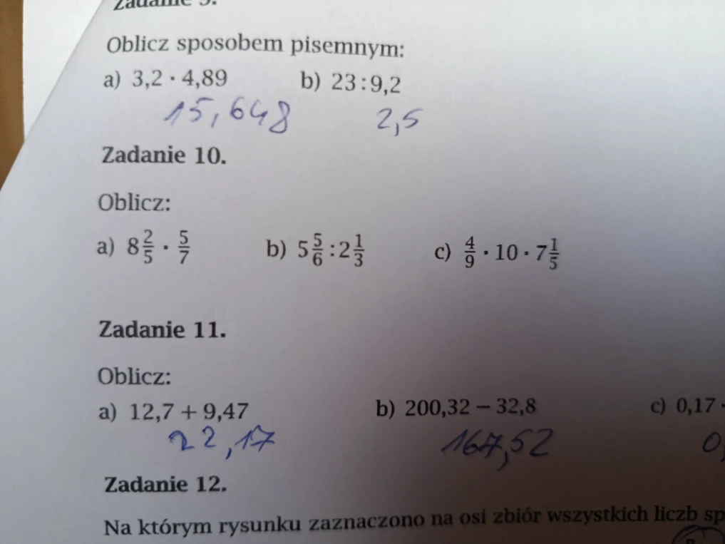 Zadanie 10. Oblicz: a) 8 2/5 * 5/7 b) 5 5/6 : 2 1/3 c) 4/9 * 10 * 7 1/5