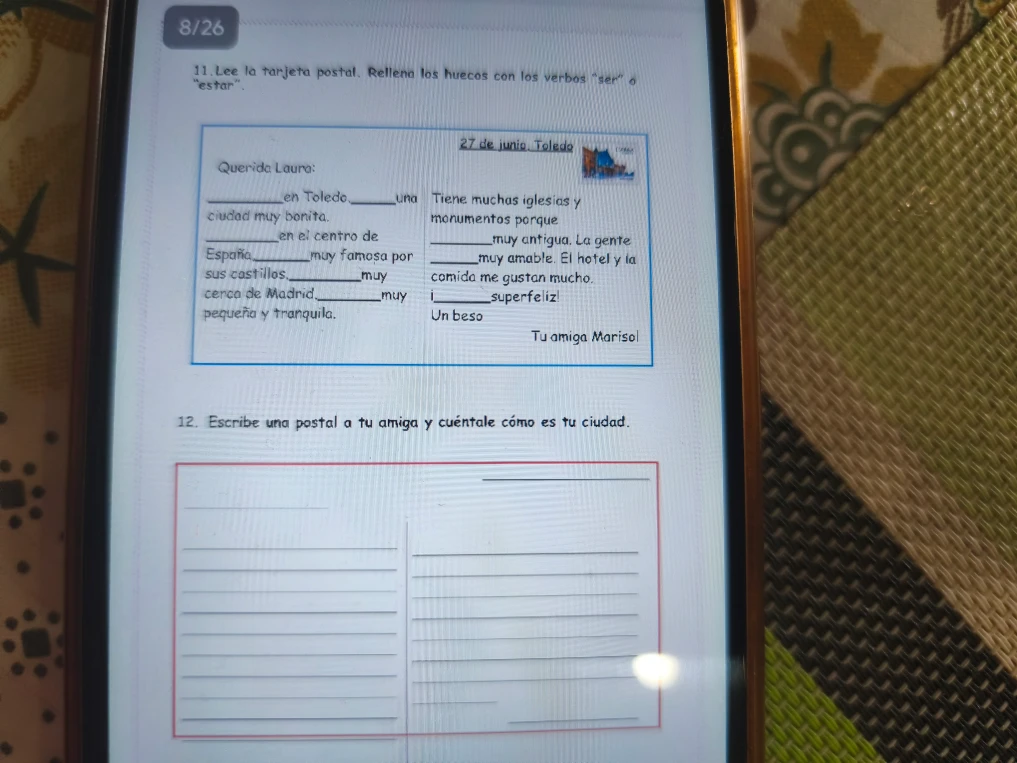 Escribe una postal a tu amiga y cuéntale cómo es tu ciudad.
