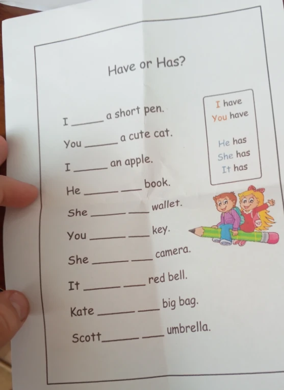 Have or Has? I ___ a short pen.