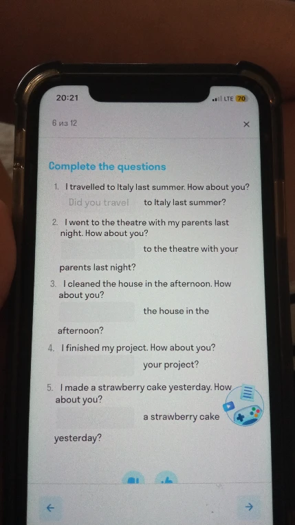 Complete the questions