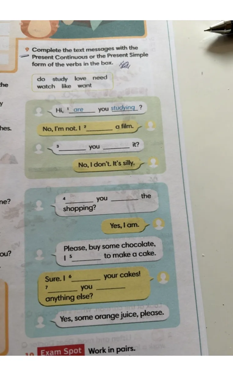 Complete the text messages with the Present Continuous or the Present Simple form of the verbs in the box.