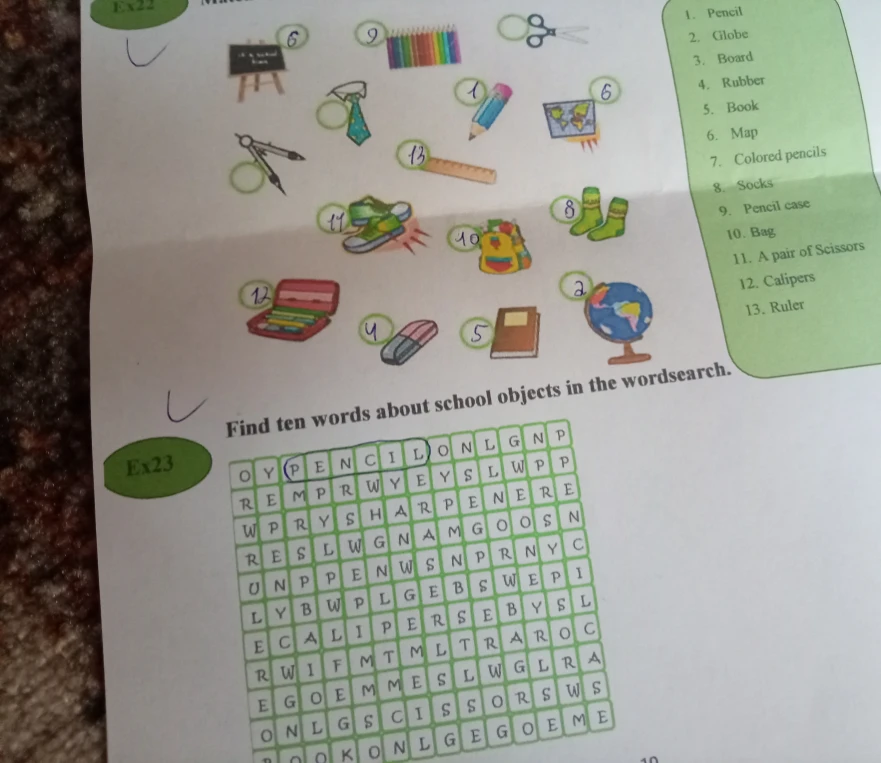 Match the numbers to the words and find ten words about school objects in the wordsearch.