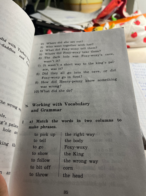 Match the words in two columns to make phrases.