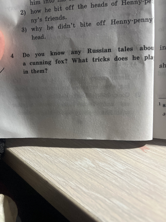 Do you know any Russian tales about a cunning fox? What tricks does he play in them?