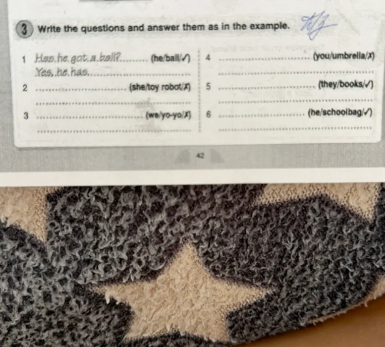 Write the questions and answer them as in the example.