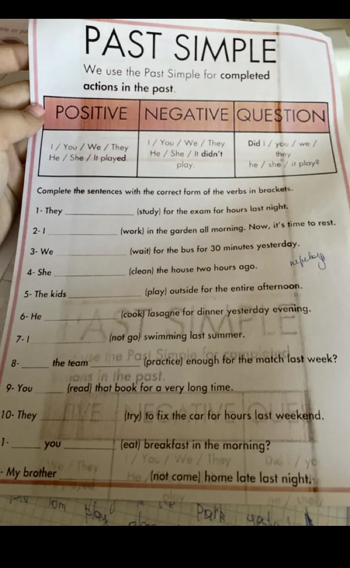 Complete the sentences with the correct form of the verbs in brackets.